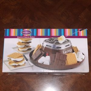Nostalgia Electric S'mores Maker - NEW